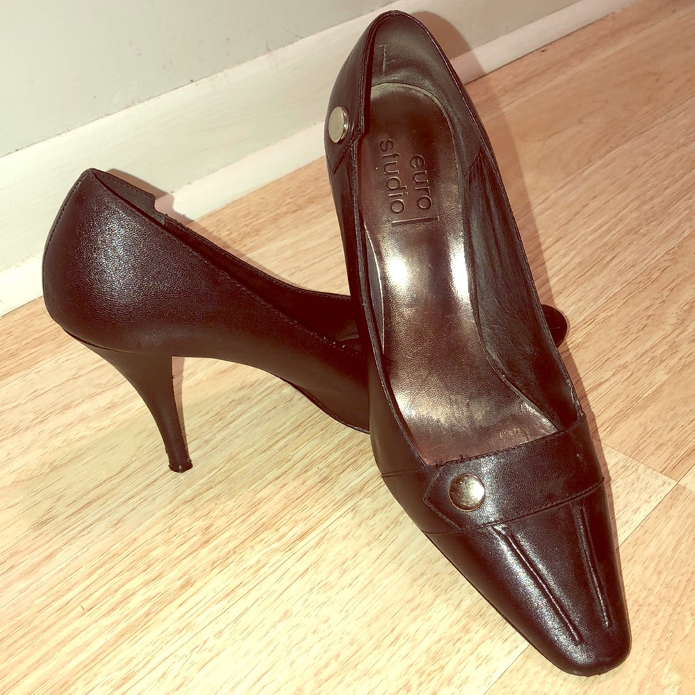 Stylish working heels